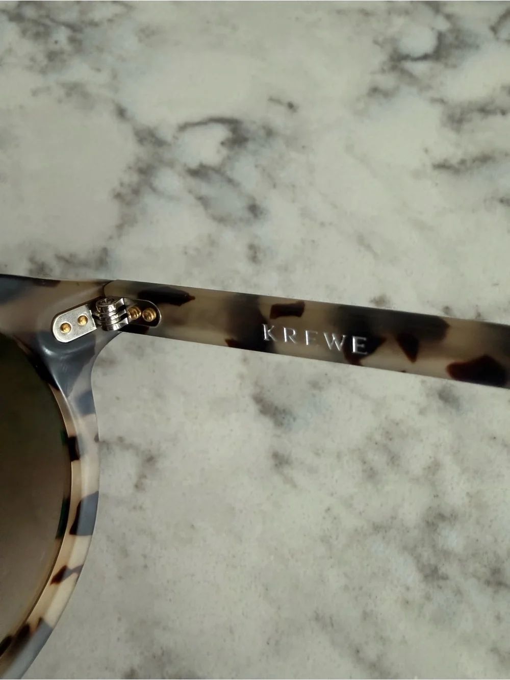 KREWE STL II Matte Oyster 24k Gold Tortoiseshell Round Sunglasses